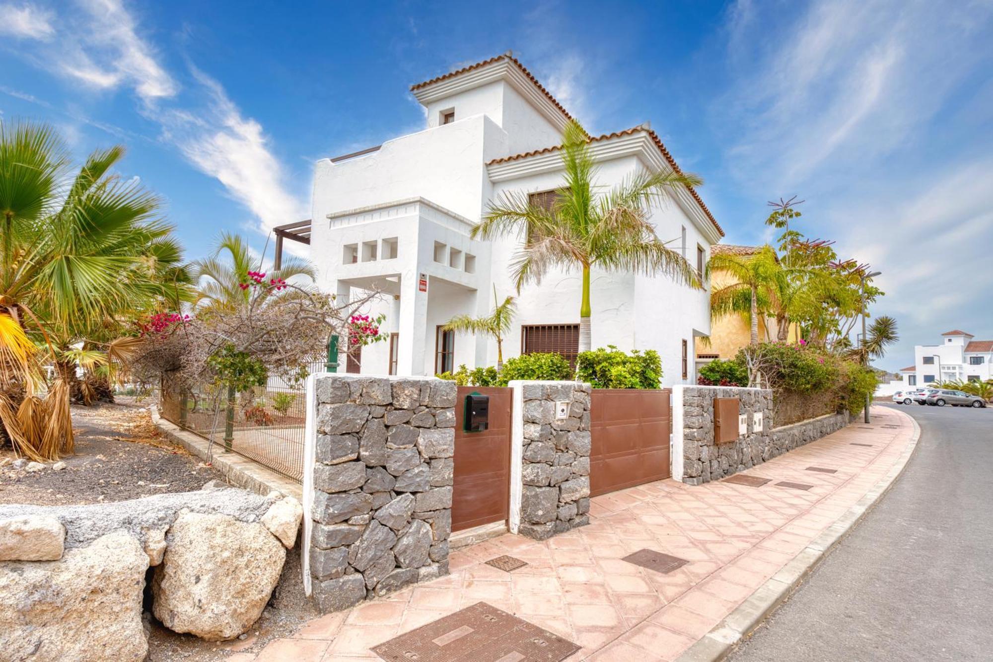 Villa Laurisilva In Amarilla Golf ซานมิเกลเดียโบนา ภายนอก รูปภาพ